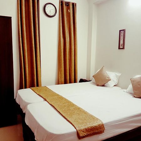 Arjun Inn Chennai Esterno foto